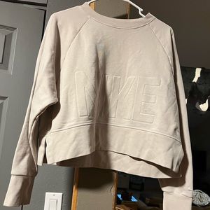 size small cropped nike long sleeve